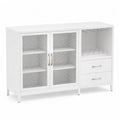 Aparador de cocina blanco con puertas de malla